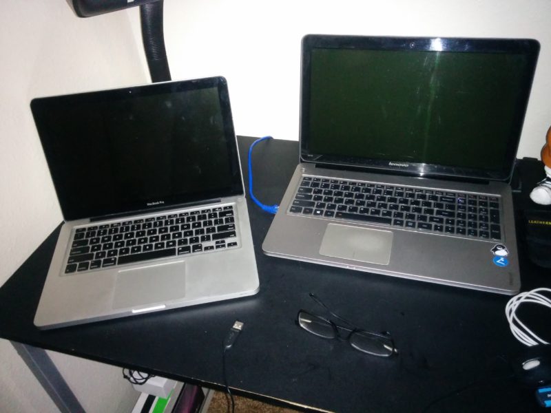 Macbook y Lenovo